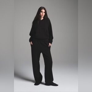Stylish Black Hoodie and Pants Set